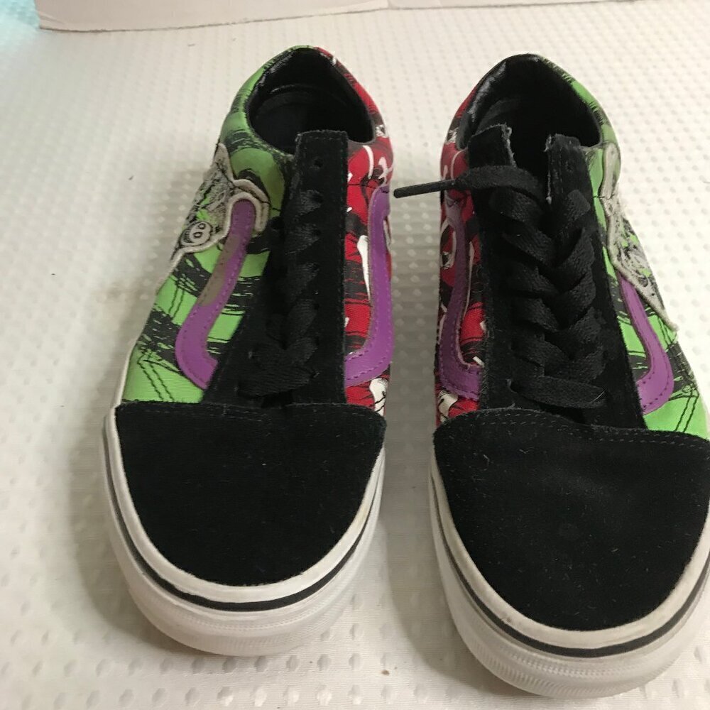 VANS WOMENS OLD SKOOL THE NIGHTMARE BEFORE CHRISTMAS SHOES SIZE 6